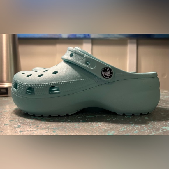 NEW with tags CROCS PLATFORM aqua blue green PURE WATER Women’s 7 - Picture 5 of 8